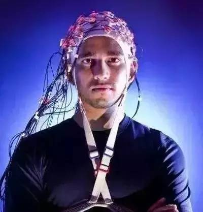 大数据_300年后的人类生活，令人目瞪口呆！
